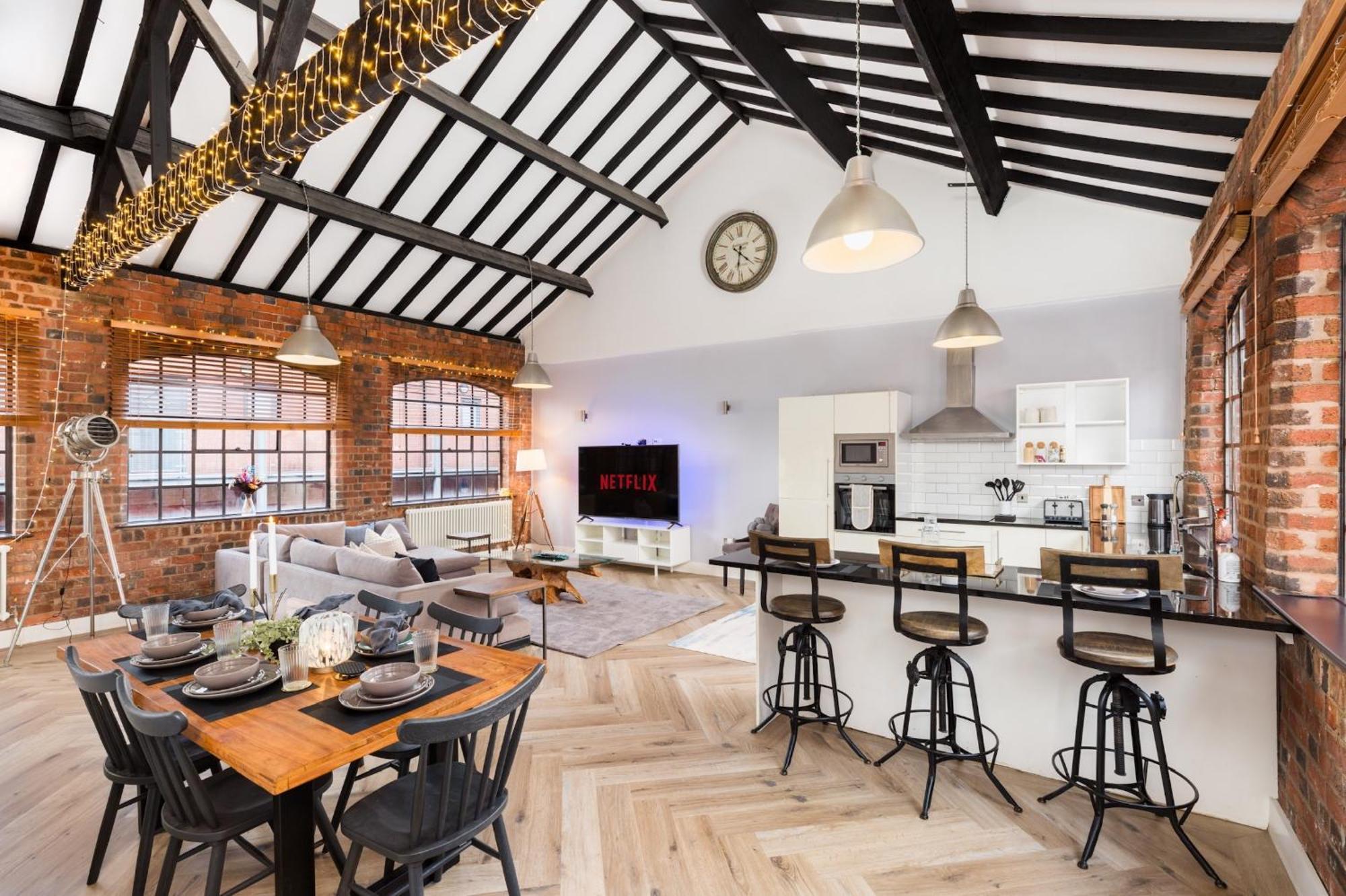 High End Luxury Townhouse In Jq, 4 Bedrooms, Flat Screen Tv In All Rooms, Free Parking, Near Birmingham City Centre Deposit Required Luaran gambar
